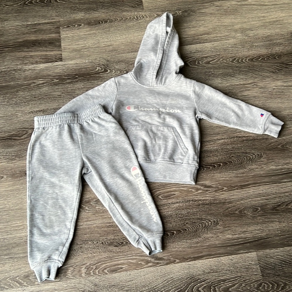 Champion Toddler Set